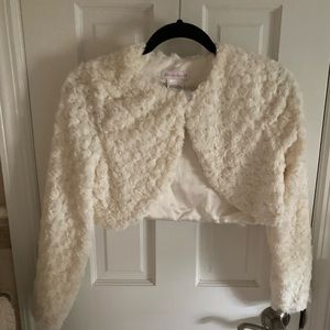 Luxurious cream faux fur jacket